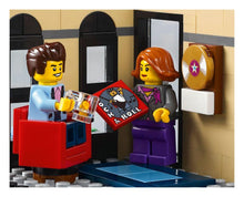 Carica l'immagine nel visualizzatore di Gallery, Creative City Street View The Downtown Diner - 7aleon