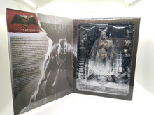 Carica l'immagine nel visualizzatore di Gallery, Armored Batman Edition 2 Play Arts Kai - 7aleon