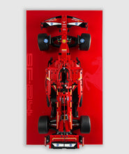 Carica l'immagine nel visualizzatore di Gallery, Ferrari SF-24
