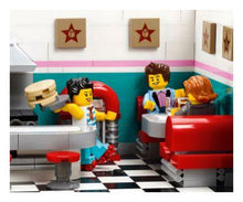 Carica l&#39;immagine nel visualizzatore di Gallery, Creative City Street View The Downtown Diner - 7aleon
