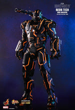 Carica l&#39;immagine nel visualizzatore di Gallery, Hottoys Neon Tech War Machine 1.0 Mk1 - 7aleon
