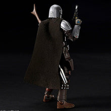 Carica l&#39;immagine nel visualizzatore di Gallery, The Mandalorian Beskar Armor Bandai - 7aleon
