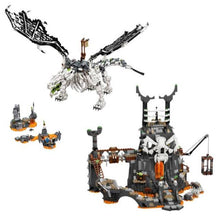 Carica l&#39;immagine nel visualizzatore di Gallery, Skull Sorcerer Dungeon and Dragon - 7aleon
