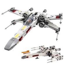 Carica l&#39;immagine nel visualizzatore di Gallery, X-Wing Fighter - 7aleon
