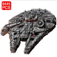 Carica l&#39;immagine nel visualizzatore di Gallery, Millennium Falcon - 7aleon
