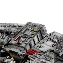 Carica l&#39;immagine nel visualizzatore di Gallery, Millennium Falcon - 7aleon
