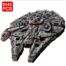 Carica l&#39;immagine nel visualizzatore di Gallery, Millennium Falcon - 7aleon
