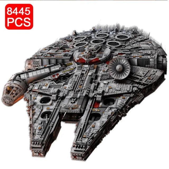 Millennium Falcon - 7aleon