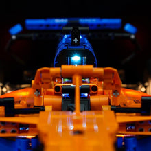 Carica l&#39;immagine nel visualizzatore di Gallery, McLarens Formula 1 Race Car - 7aleon
